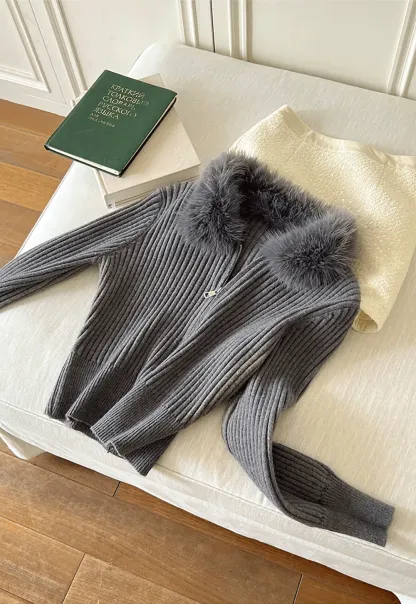 Ribbed knit sweater with fur collar detail