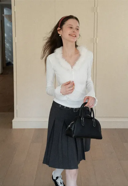 fluffy collar long sleeve top with flared cuffs