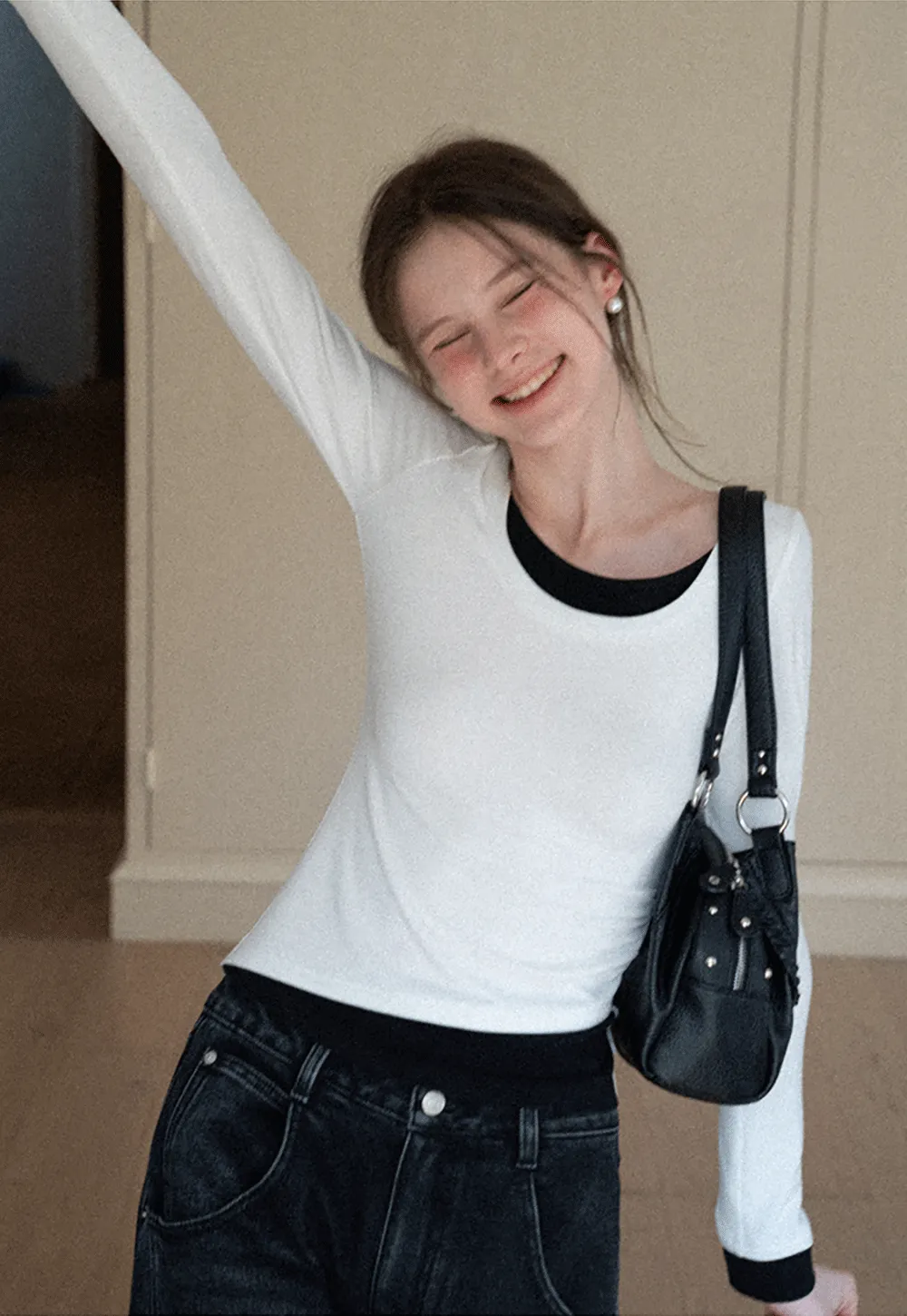 Long Sleeve Round Neck Top Simple Design Women's T-Shirt