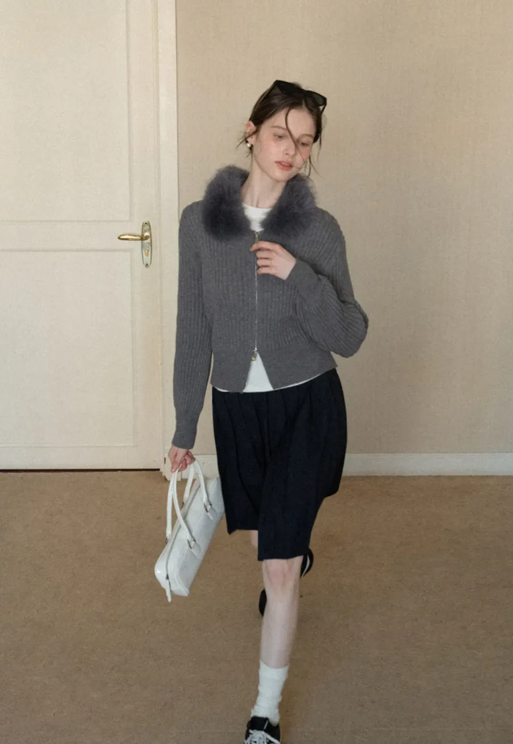 Elegant pleated midi skirt with high waist design