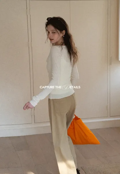 Woolen knit sweater and tank top