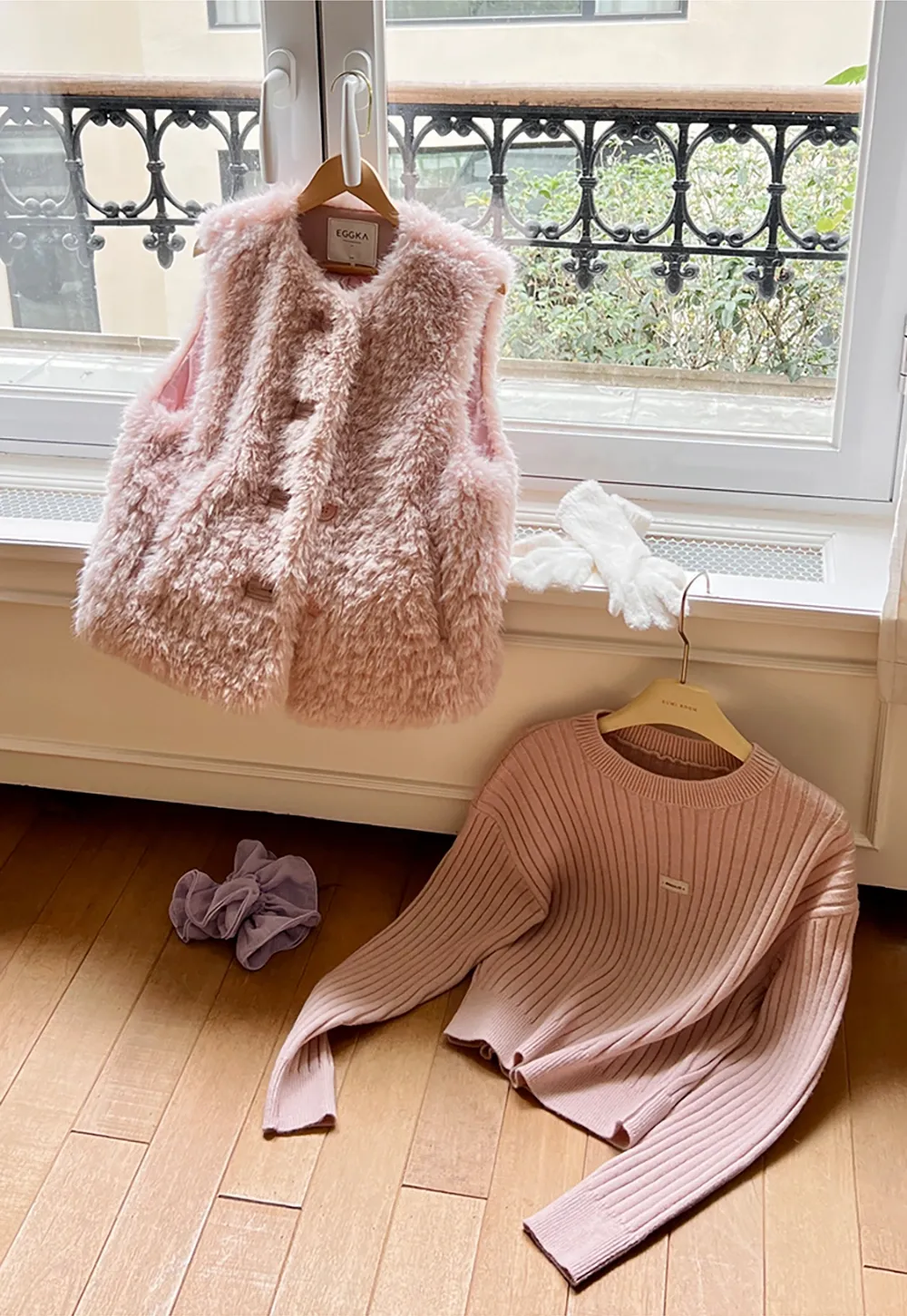 Elegant Faux Fur Vest with Buttons