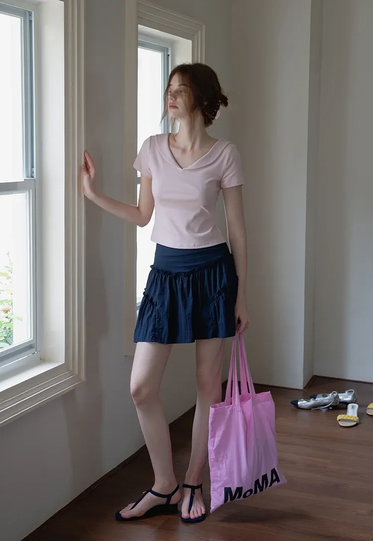 Women's V-Neck Cropped Top