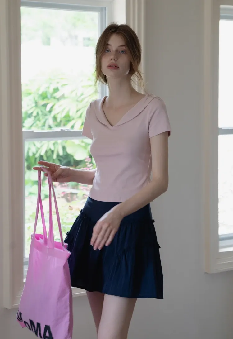 Women's V-Neck Cropped Top