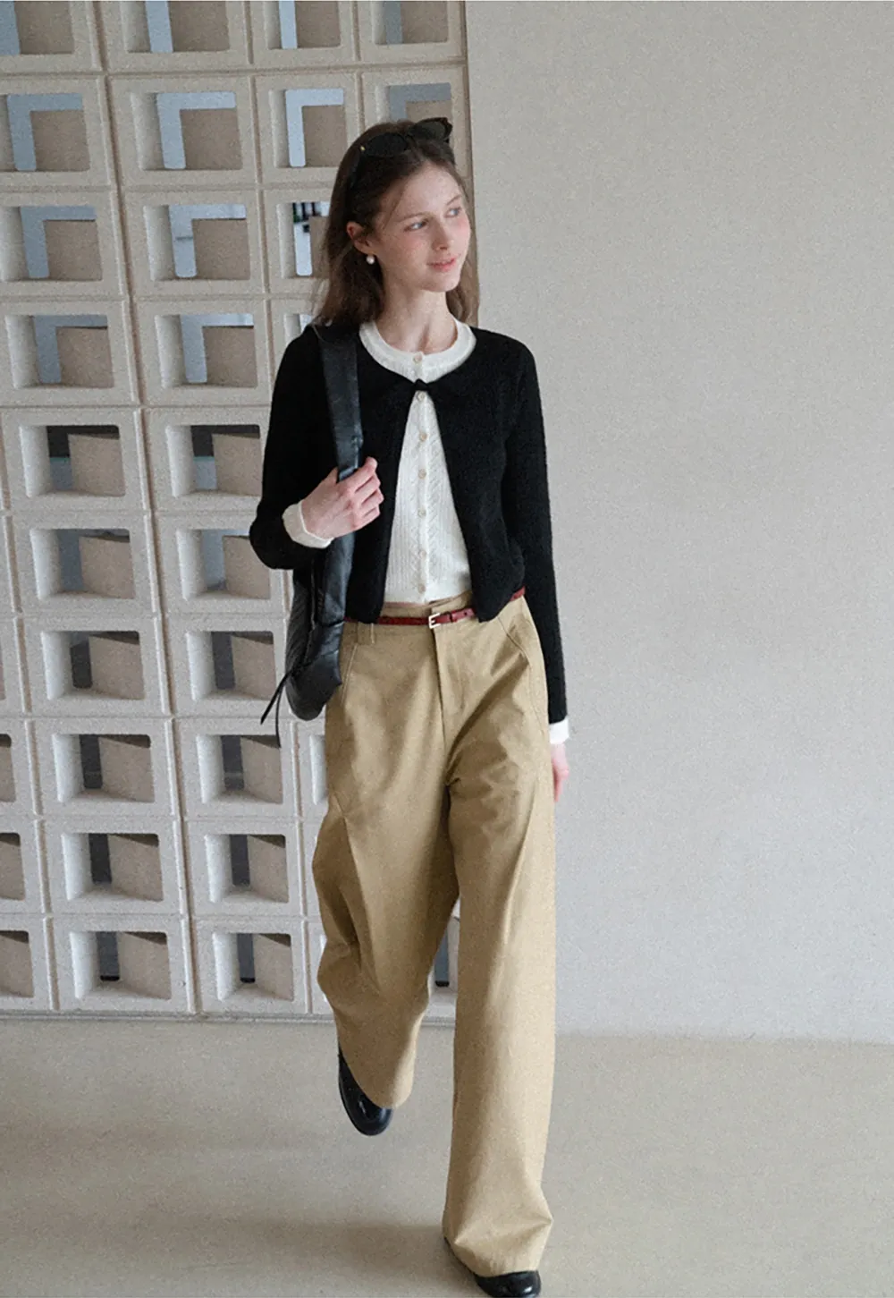 Wide leg high waist casual pants with back pocket design