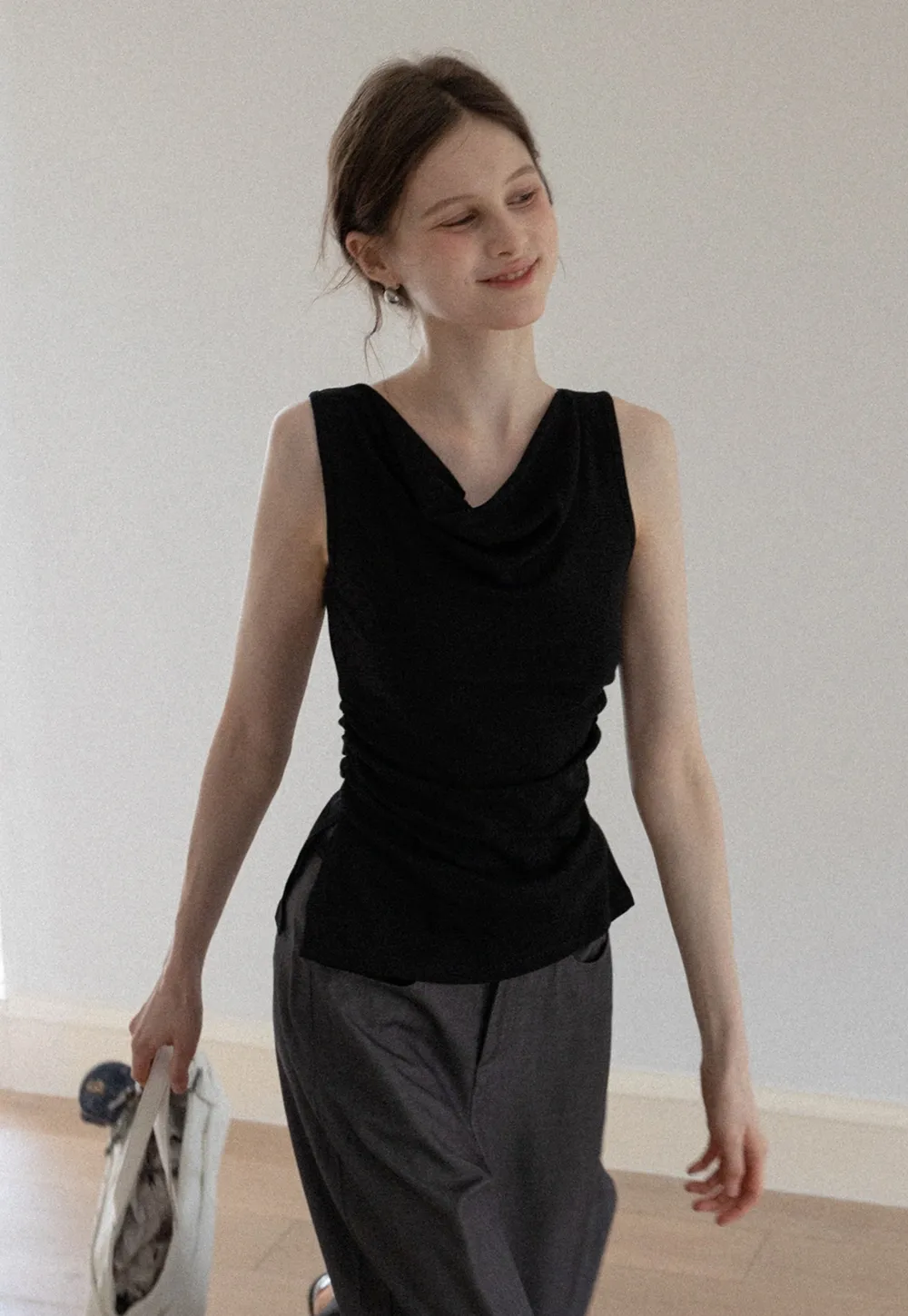 Women's Drape Back Sleeveless Ruched Tank Top