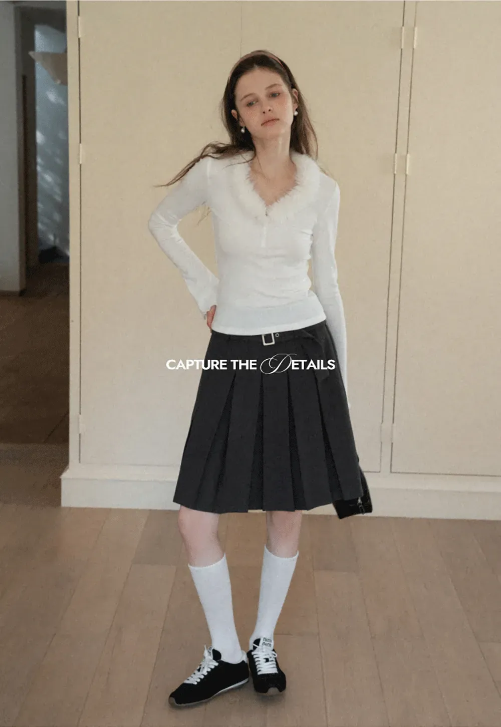 fluffy collar long sleeve top with flared cuffs