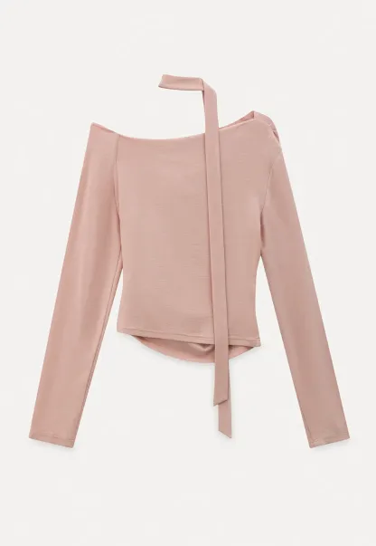 Long sleeve off shoulder top with neck tie detail