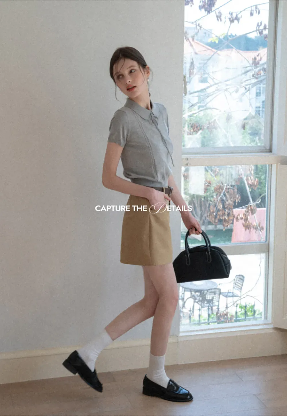 Short Sleeve Knit Top with Collar and Drawstring