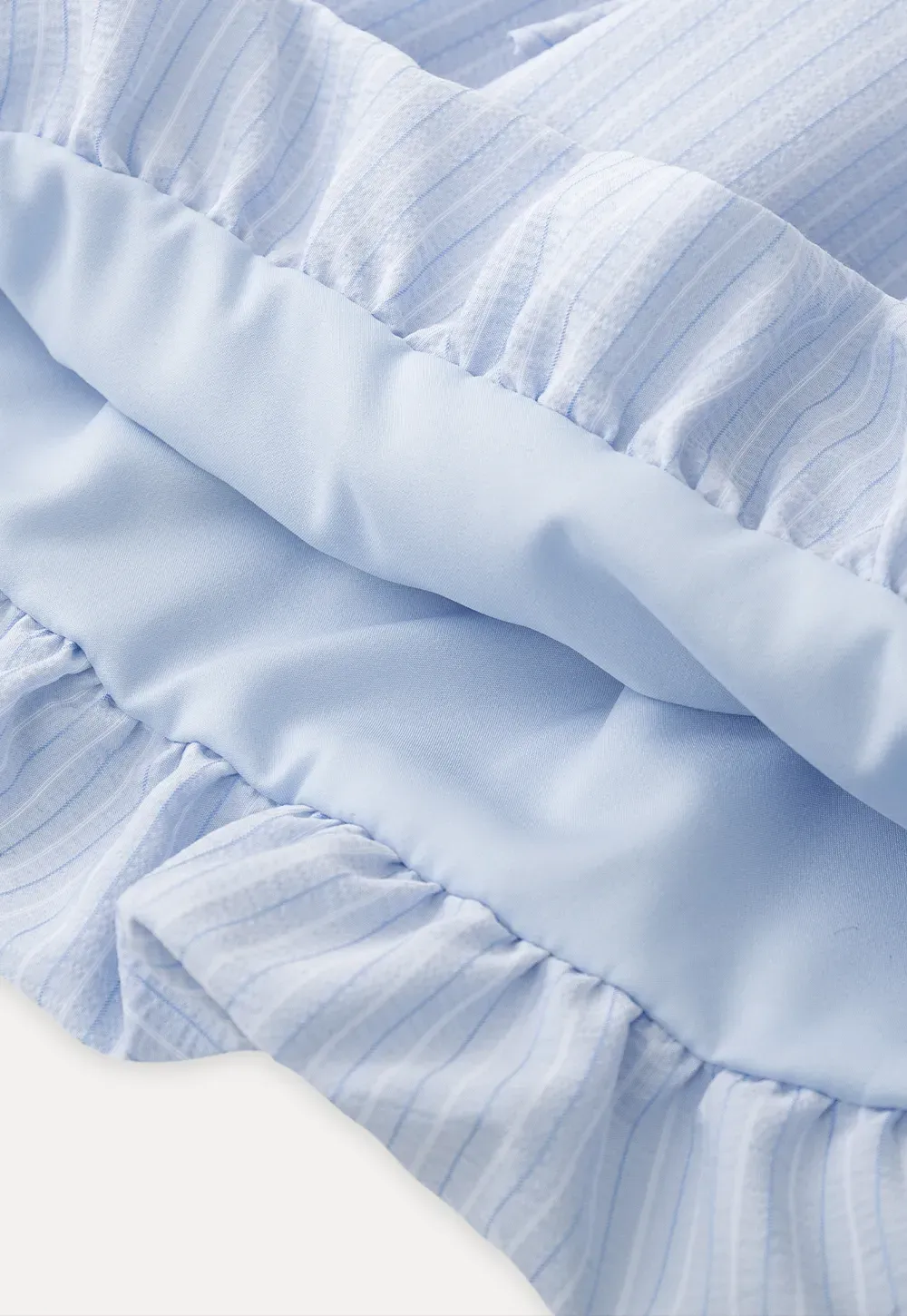 Puffed skirt with drawstring waist