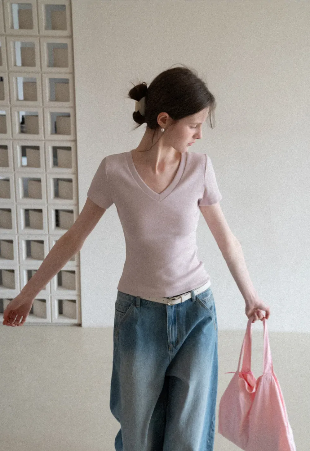 V neck short sleeve knit t shirt