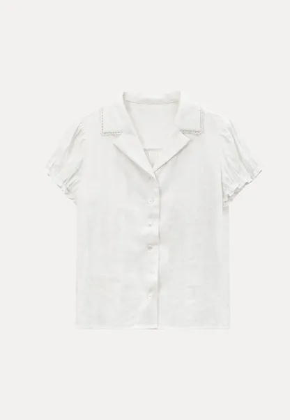 Short Sleeve Shirt with Collar and Button Front