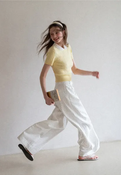 Cable Knit Short Sleeve Sweater with Collar