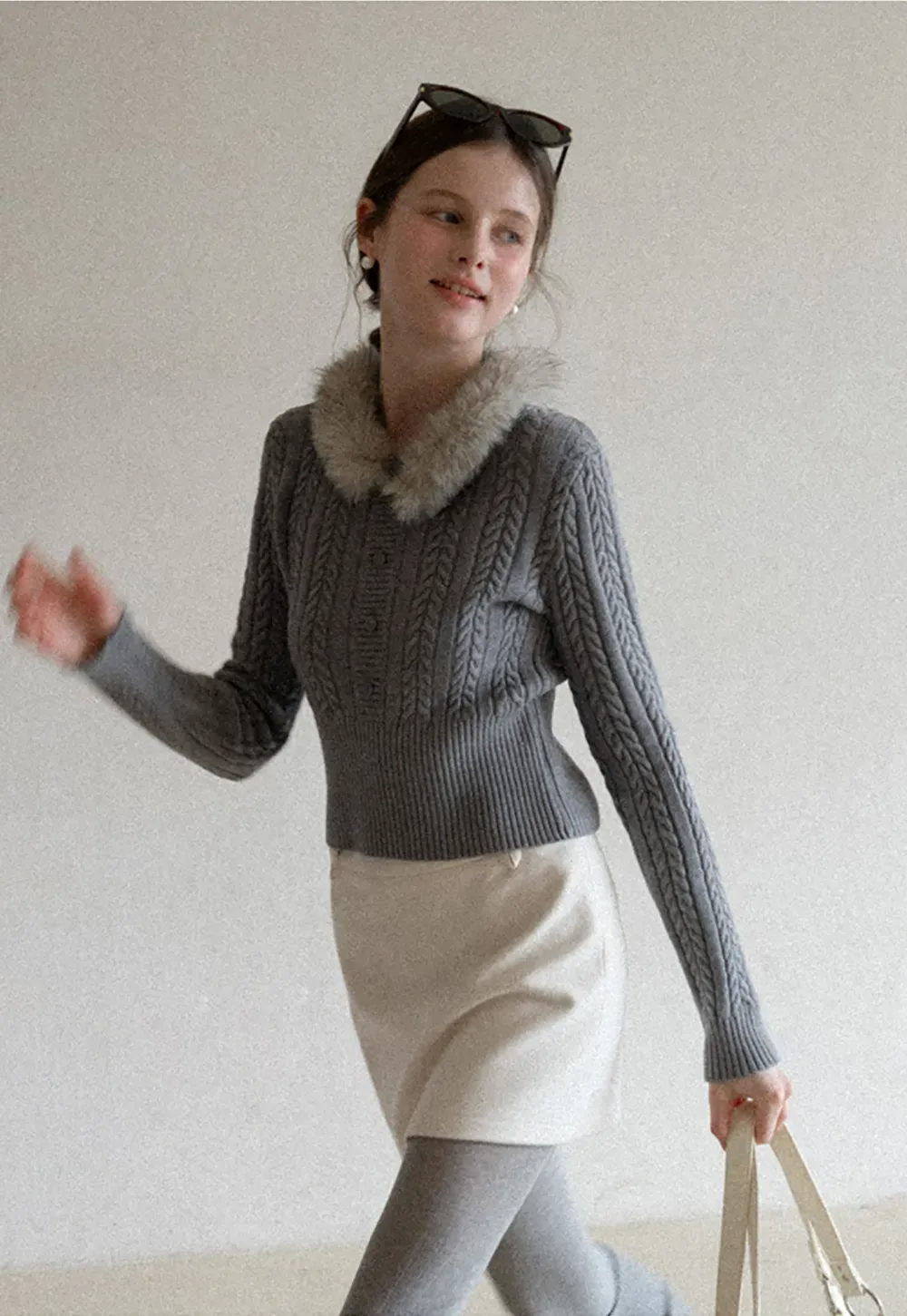 Cable Knit Sweater with Fur Collar Design