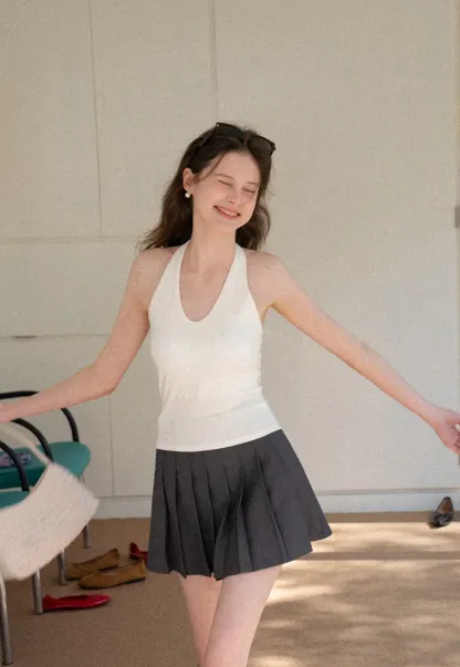 V neck halter tank top with fitted silhouette