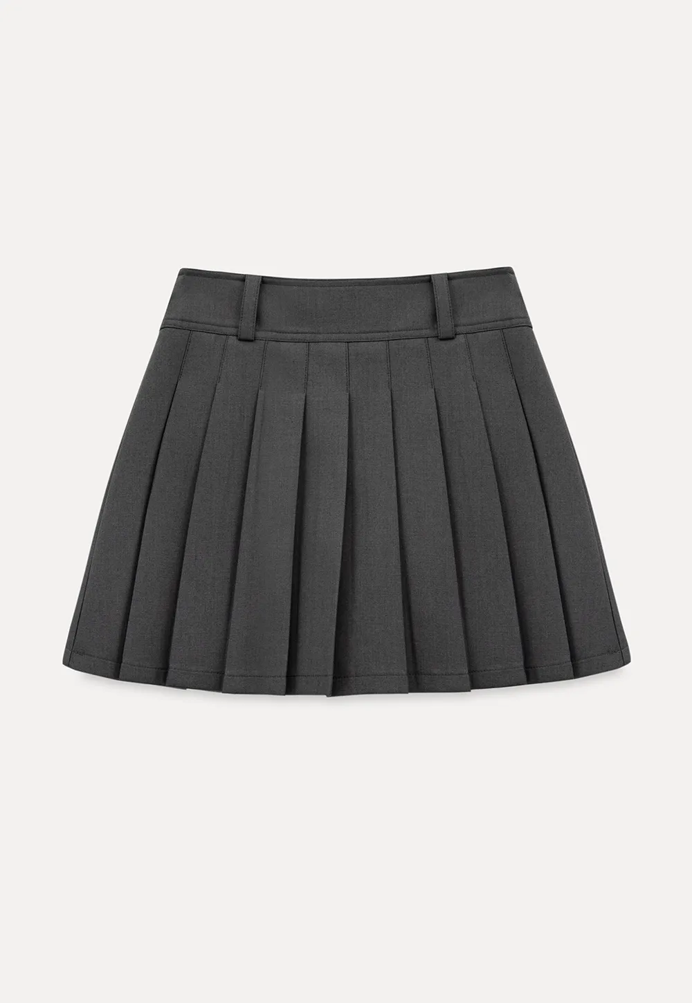 Pleated skirt with high waist and flared hem