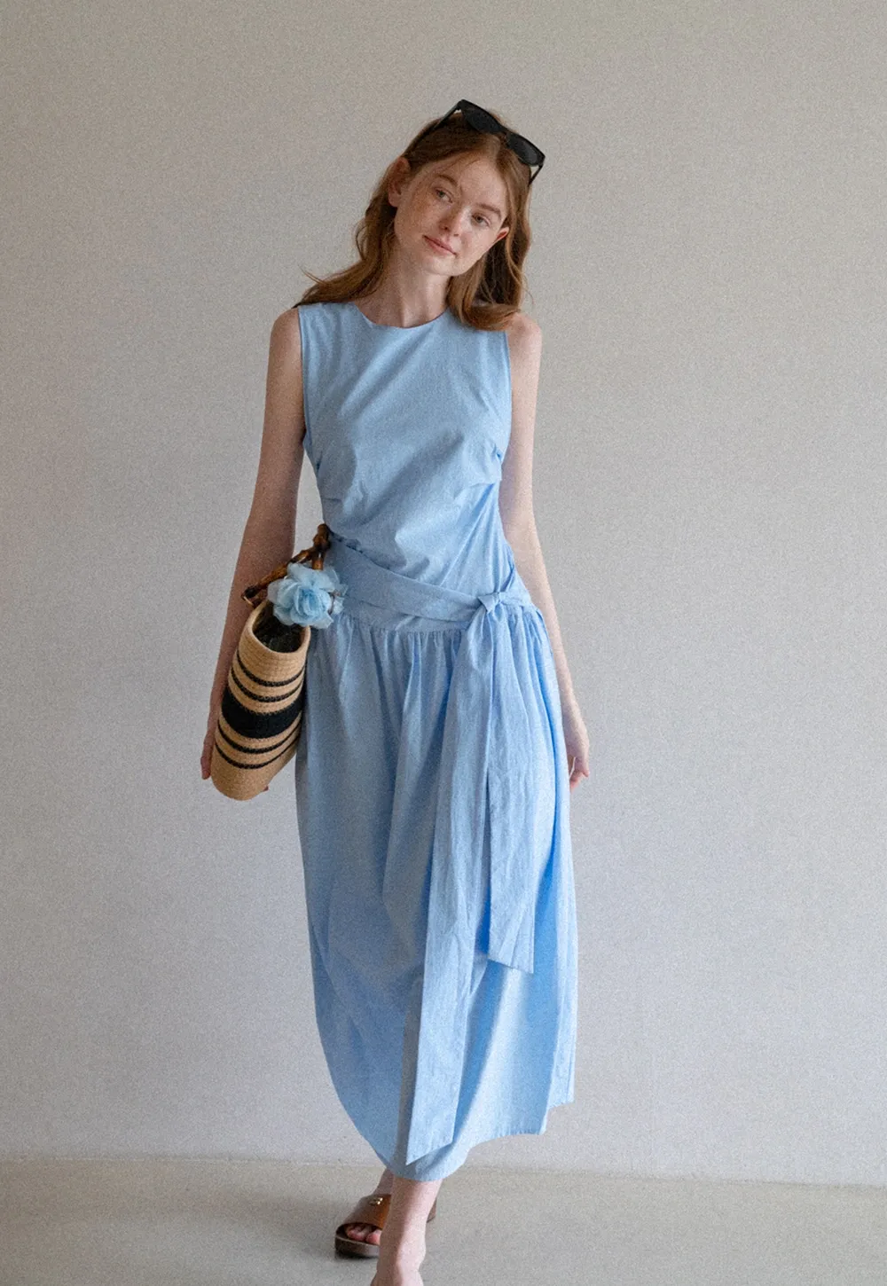 Women's Sleeveless Tie-Waist Midi Dress
