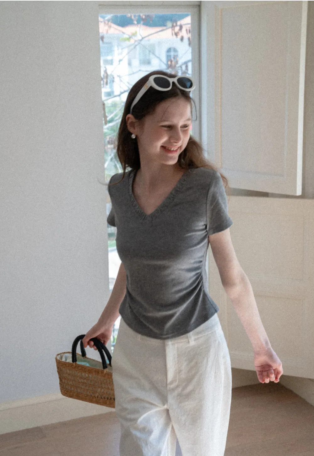 V neck short sleeve t shirt with ruffled trim