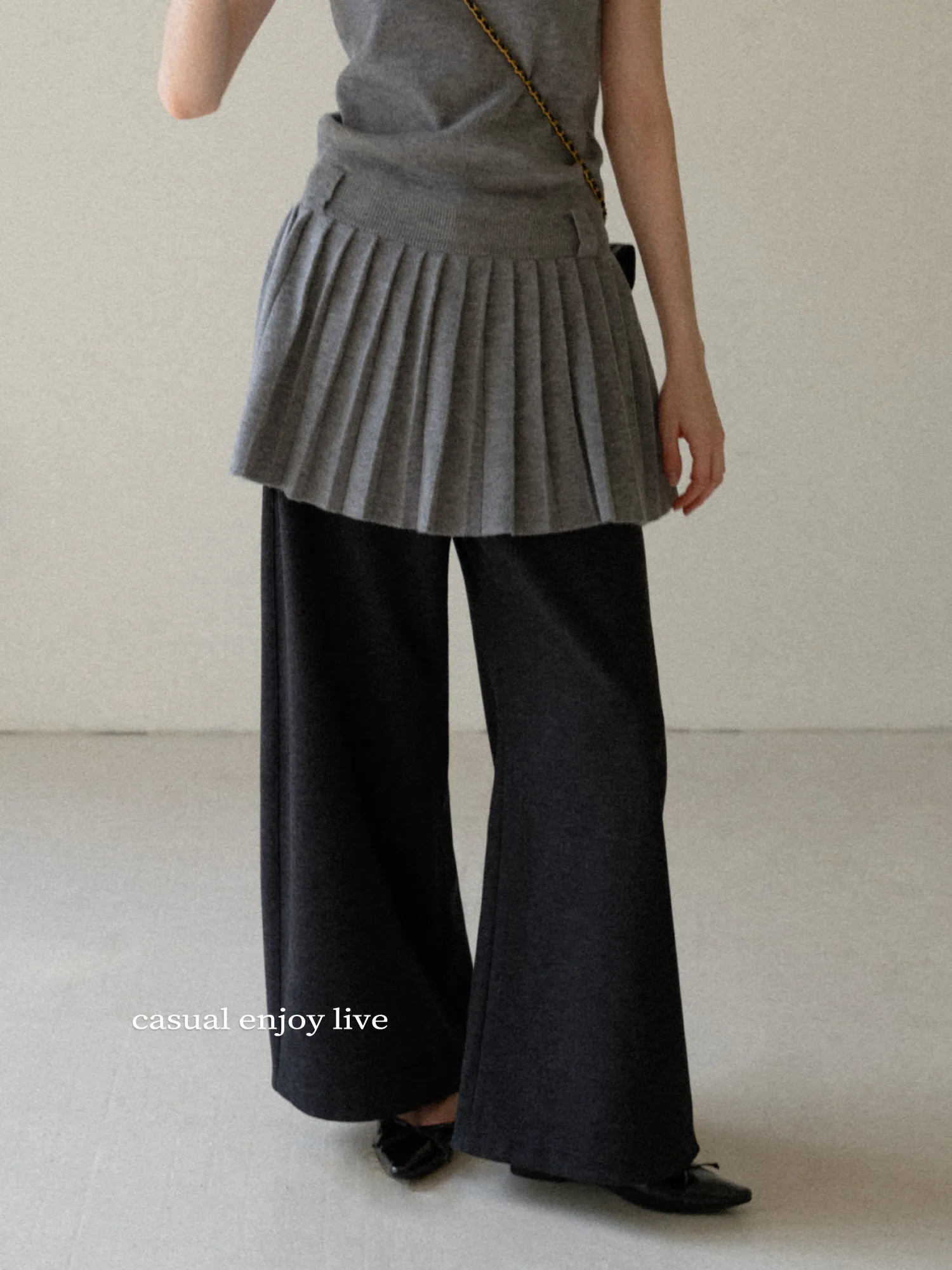 Soft Knit Wide-Leg Pants in Charcoal
