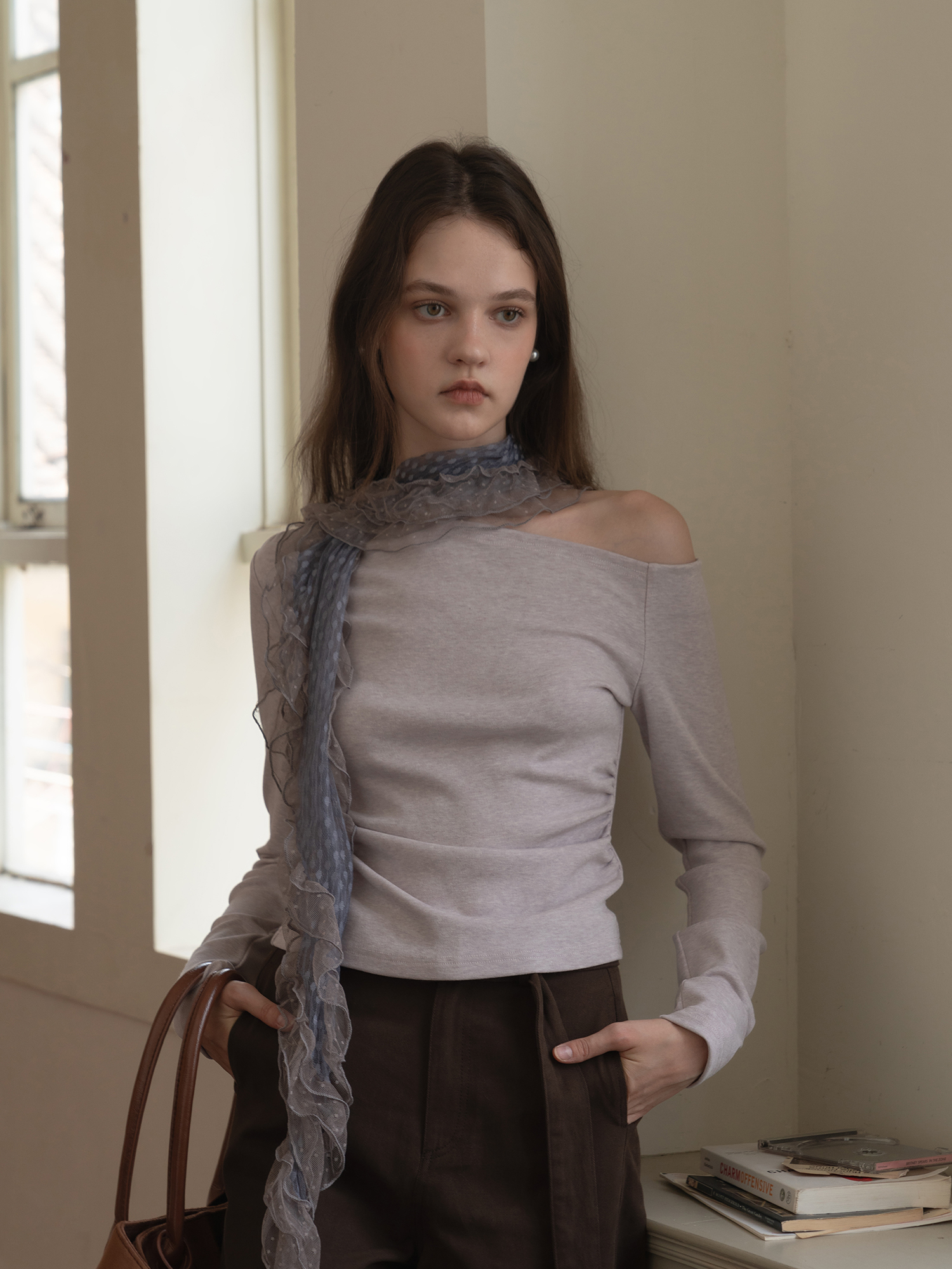 Women's Off-Shoulder Ruched Long-Sleeve Top