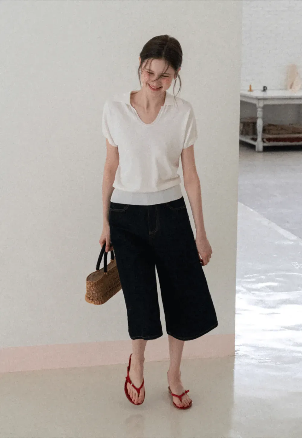 V Neck Short Sleeve Knit Sweater with Collar