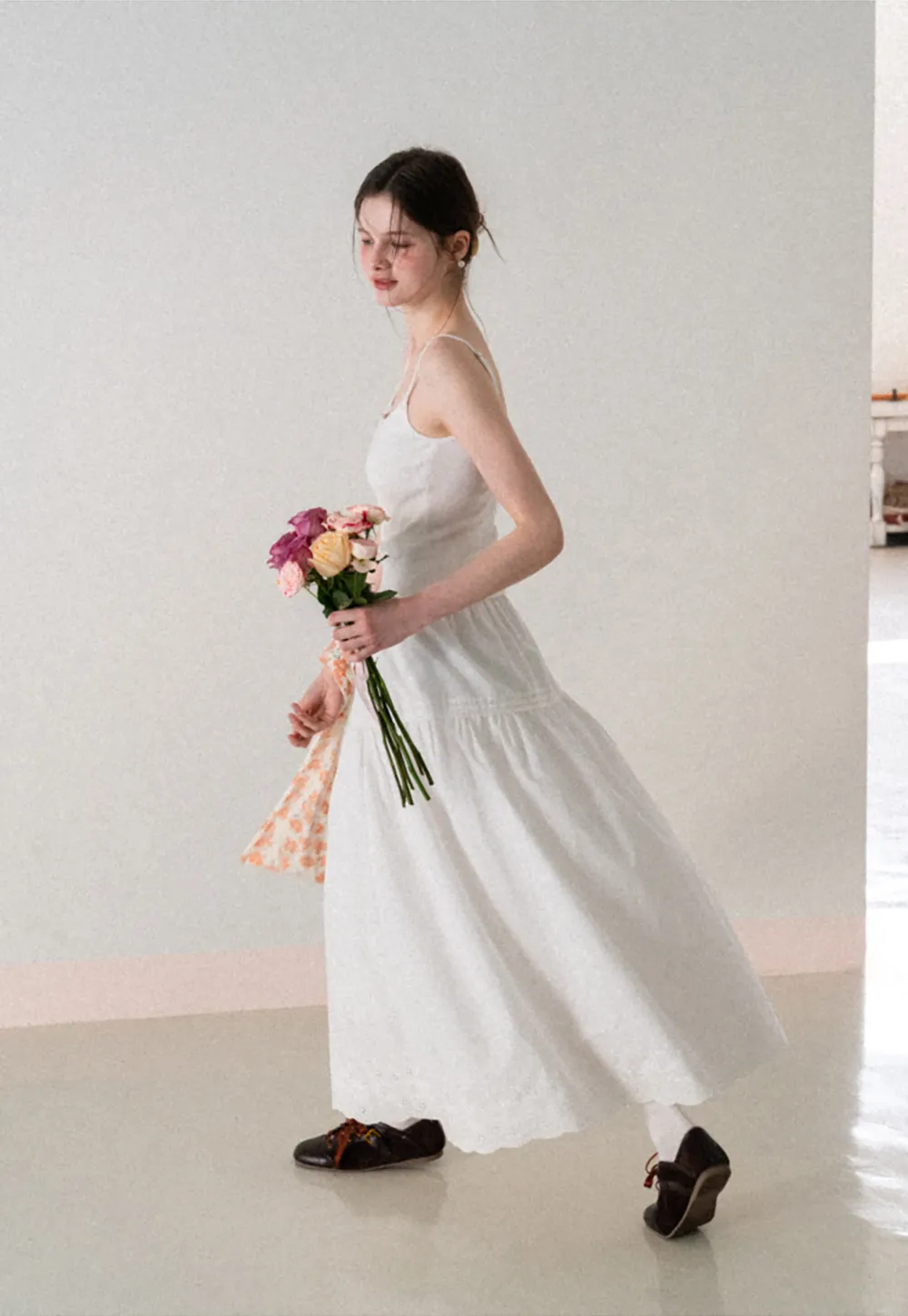 Lace Trimmed Sleeveless Camisole Top