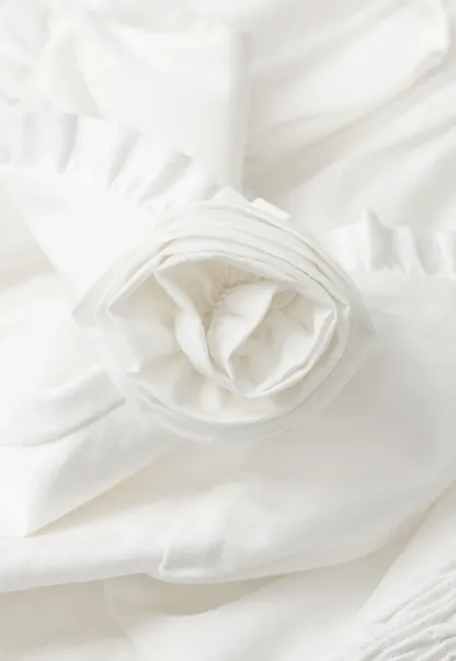 V neck sleeveless dress with floral embellishment