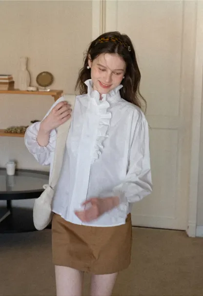 High waist pleated mini skirt with button front design