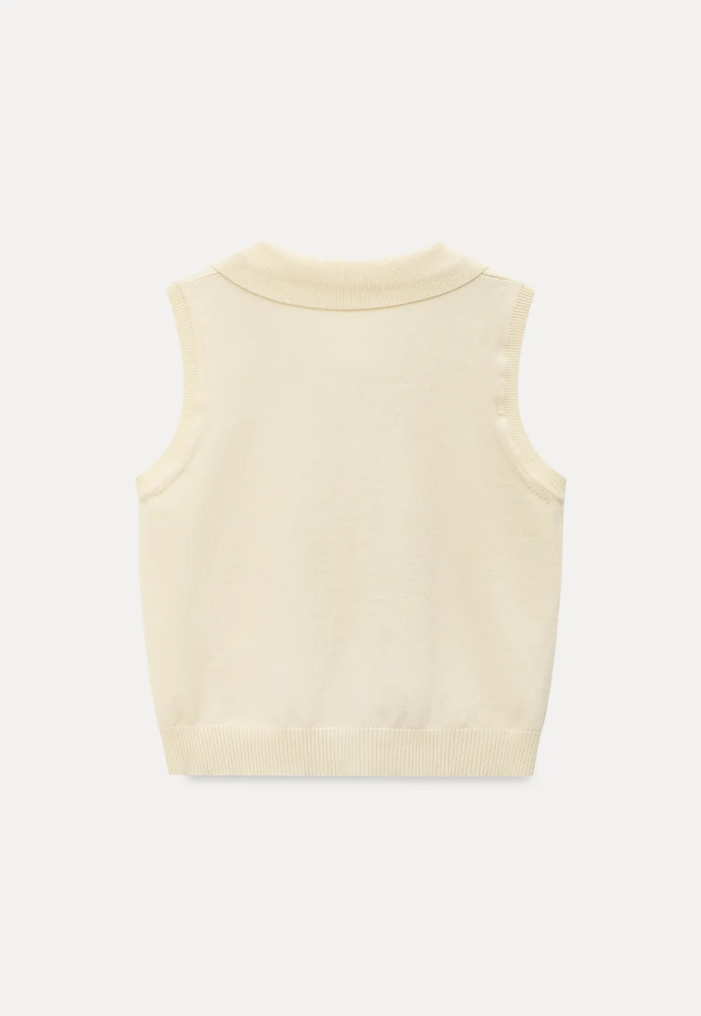 Sleeveless Knit Top with Collar and Buttons