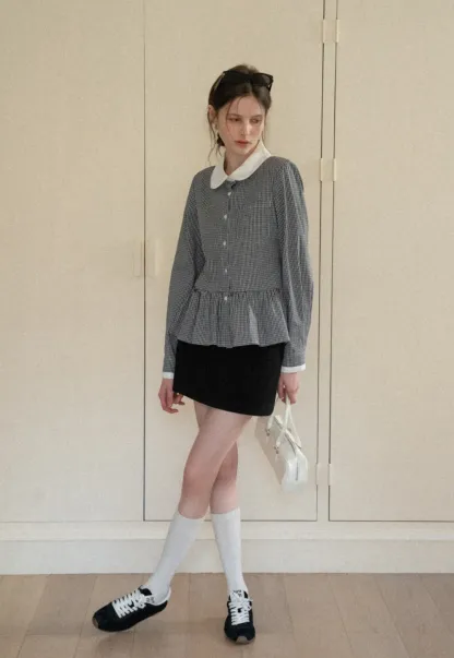 Elegant High Waist Mini Skirt with Belt Detail