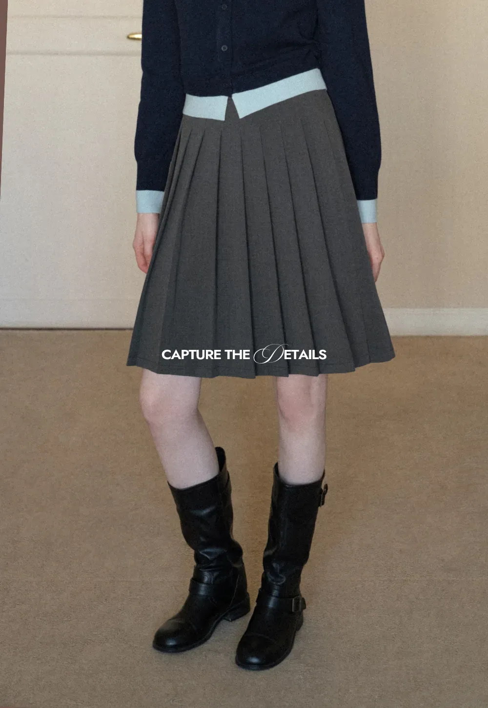 Elegant pleated midi skirt with high waist design