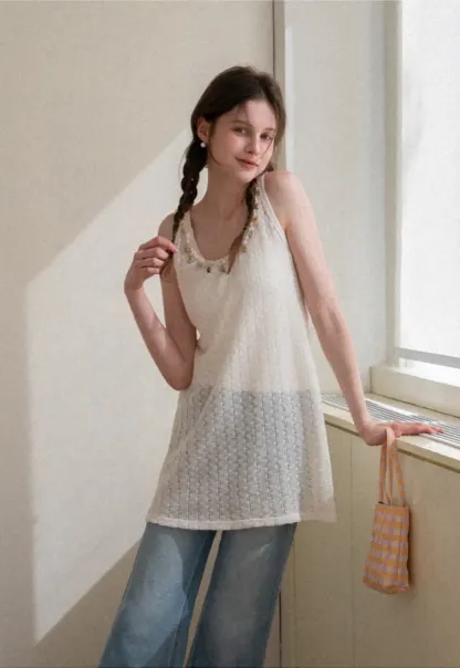 knitted sleeveless tank top with lace trim and button details