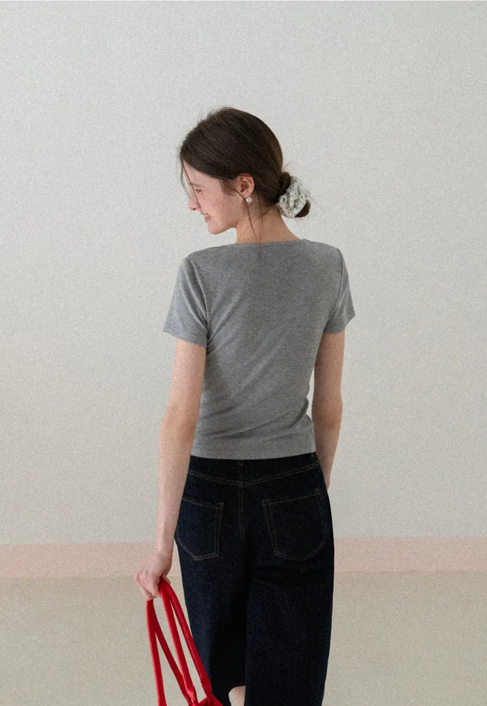 V neck short sleeve button front top