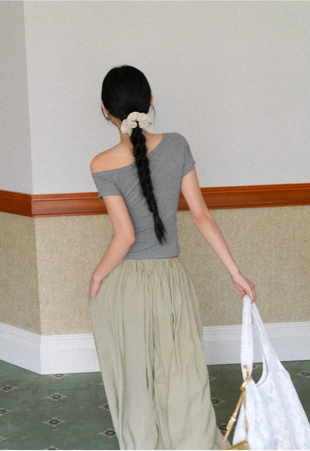 Loose Fit Elastic Waist Wide Leg Pants