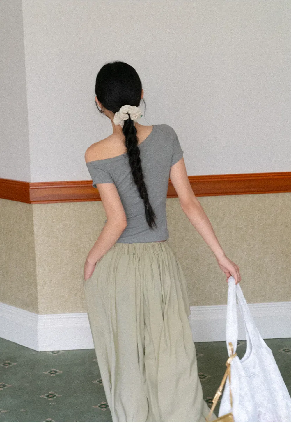 Loose Fit Elastic Waist Wide Leg Pants