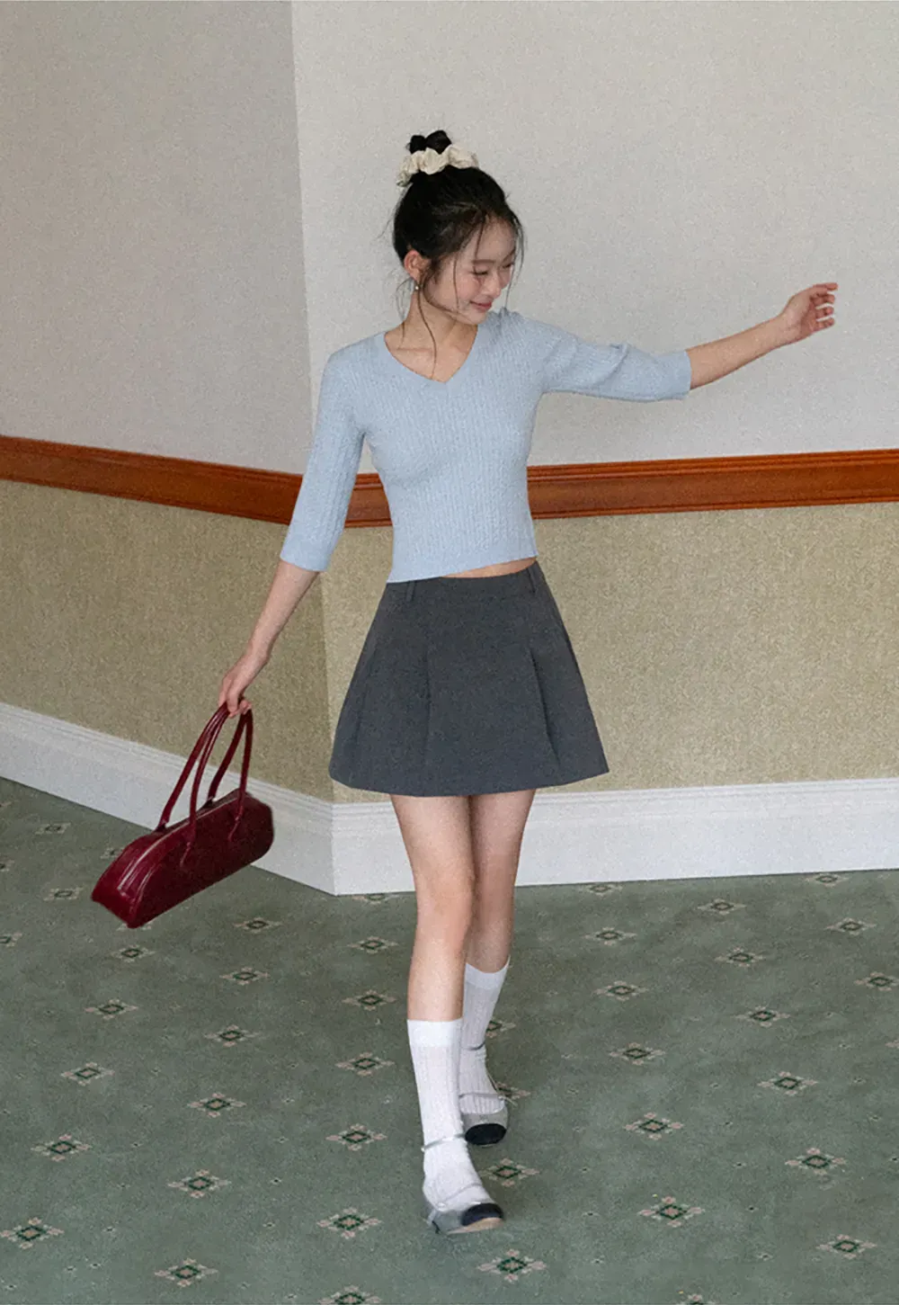 V Neck Ribbed Knit Crop Top