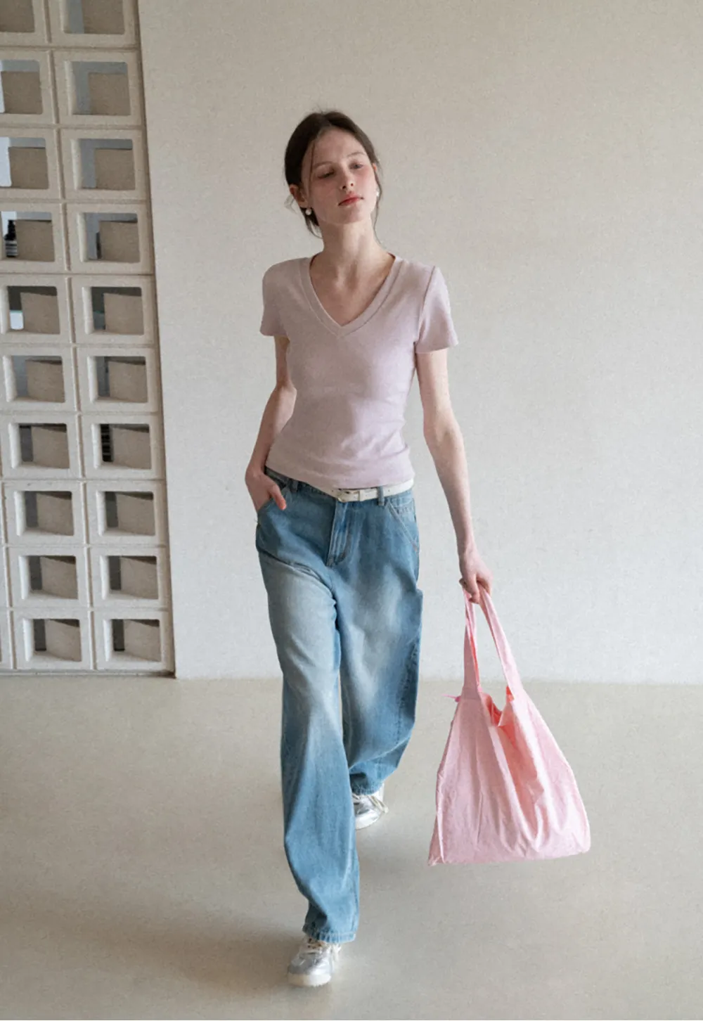 V neck short sleeve knit t shirt