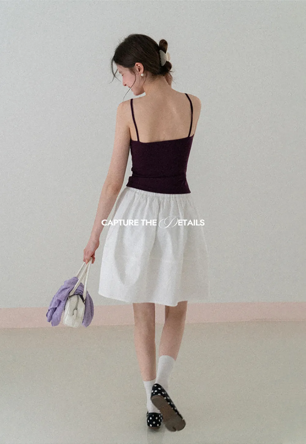 V neck thin strap fitted tank top