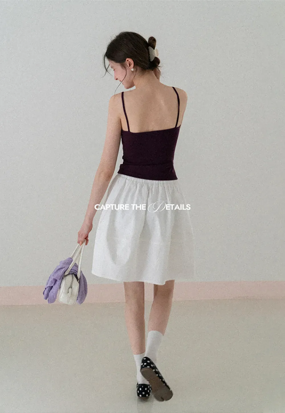 V neck thin strap fitted tank top