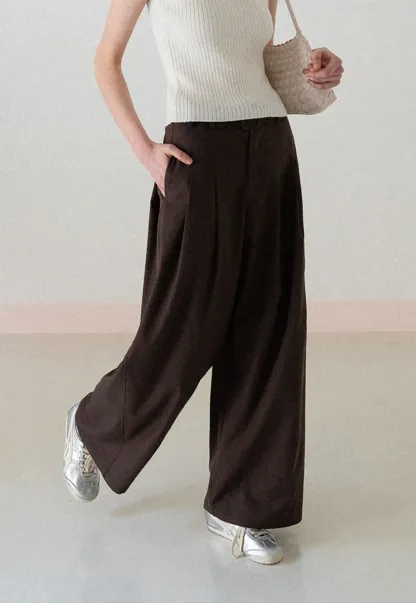 Wide Leg Pleated Casual Pants with Belt