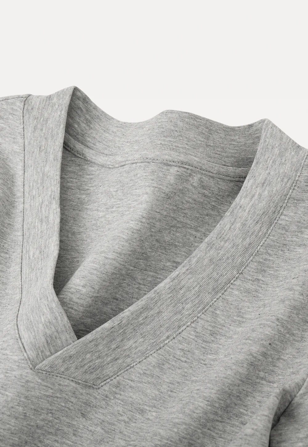 Long sleeve crew neck t shirt with fitted cut