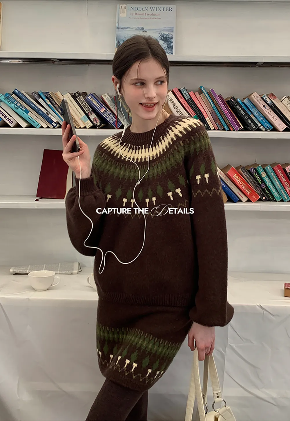 Woolen Knit Sweater and Skirt Set with Pattern Design