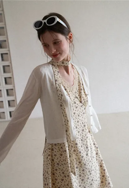 Lightweight Long Sleeve Cropped Knit Top