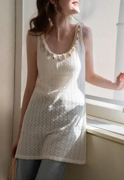 knitted sleeveless tank top with lace trim and button details