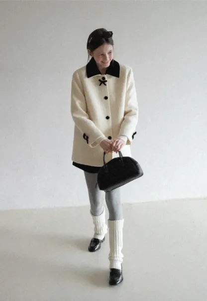 Elegant Wool Coat with Bow Detail and Contrasting Collar