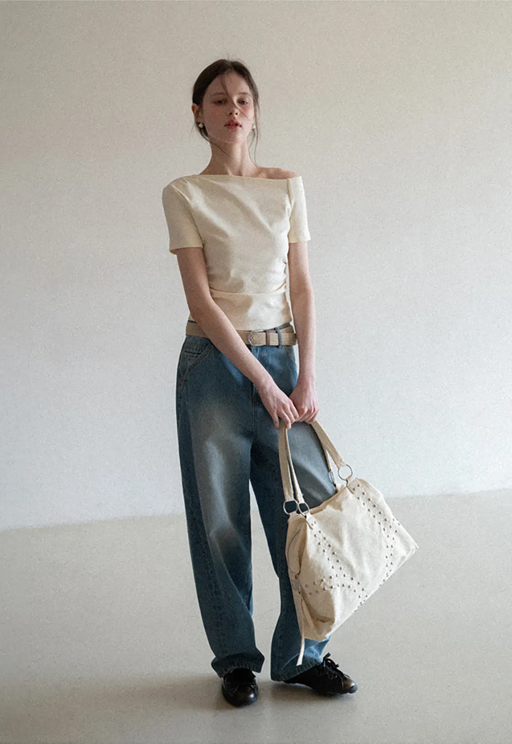 Off shoulder short sleeve fitted t shirt