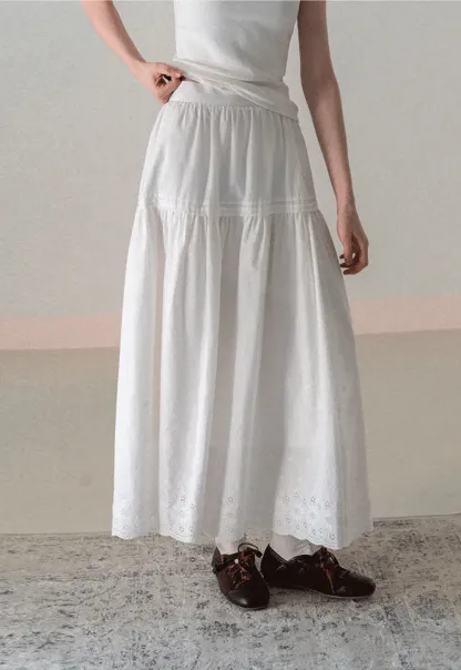 Tiered A-line Midi Skirt with Pleated Detail