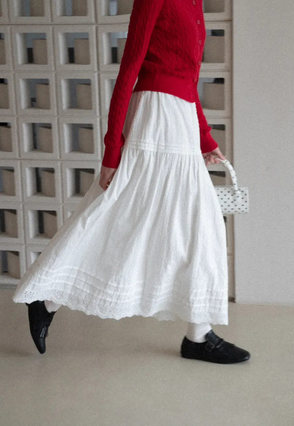 Elegant Tiered Lace Hem Skirt