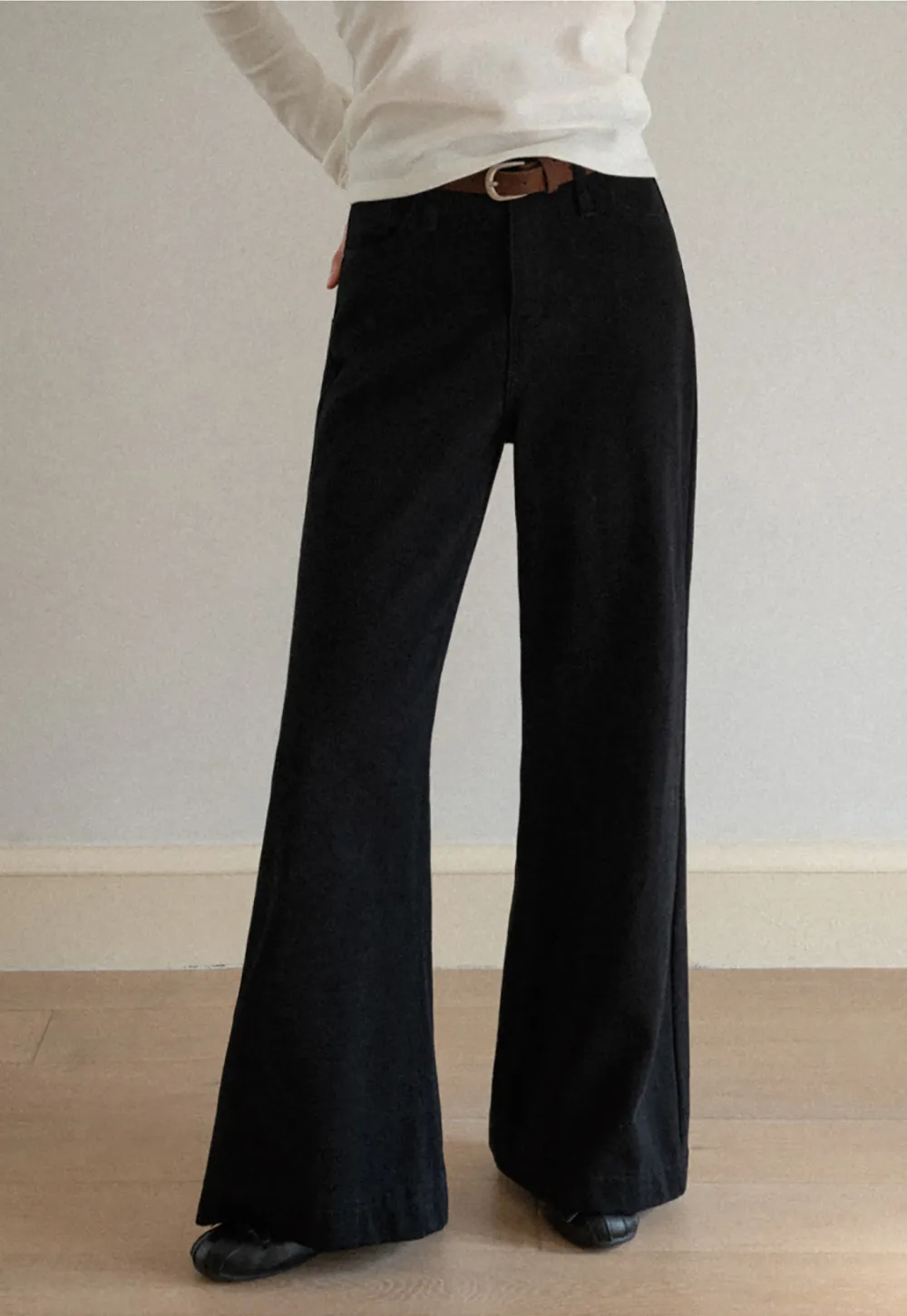 Wide Leg Denim Jeans with Belt Loop