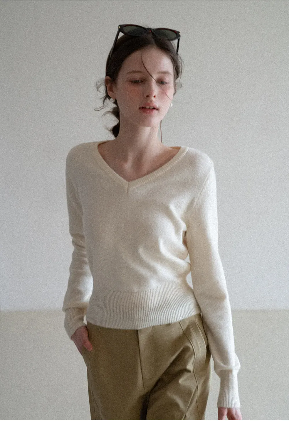 V Neck Knit Sweater with Layered Collar Design